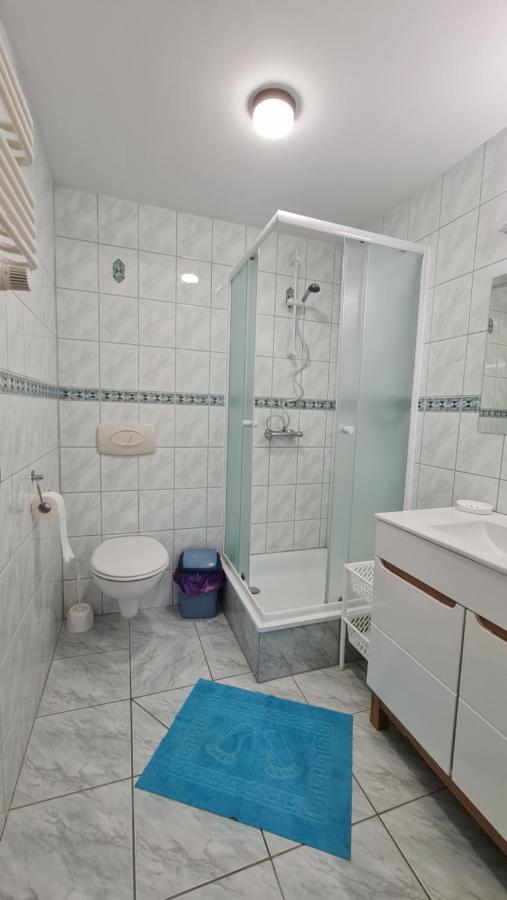 Tmt Pokoje Goscinne Z Aneksami Kuchennymi Kąty Rybackie Exterior photo