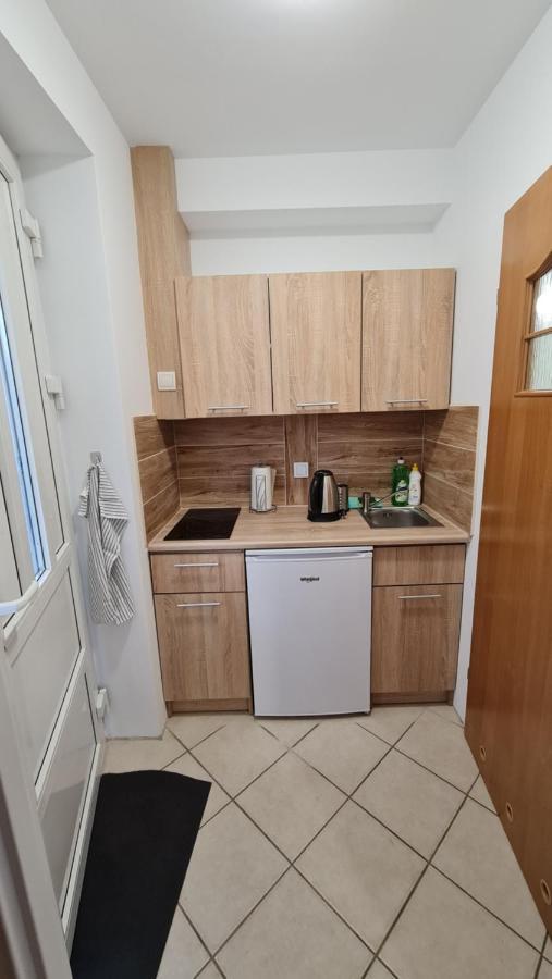 Tmt Pokoje Goscinne Z Aneksami Kuchennymi Kąty Rybackie Exterior photo