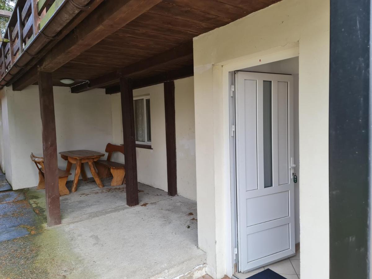 Tmt Pokoje Goscinne Z Aneksami Kuchennymi Kąty Rybackie Exterior photo