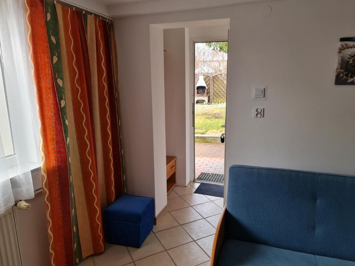 Tmt Pokoje Goscinne Z Aneksami Kuchennymi Kąty Rybackie Exterior photo
